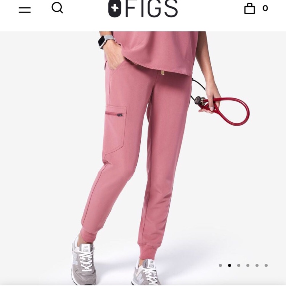Mauve Figs Zamora joggers scrub pants
